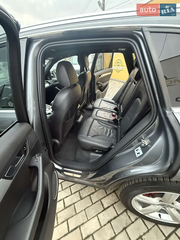 Позашляховик / Кросовер Audi Q5 2016 в Рівному