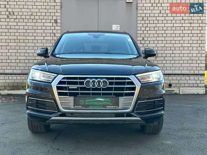 Внедорожник / Кроссовер Audi Q5 2020 в Киеве