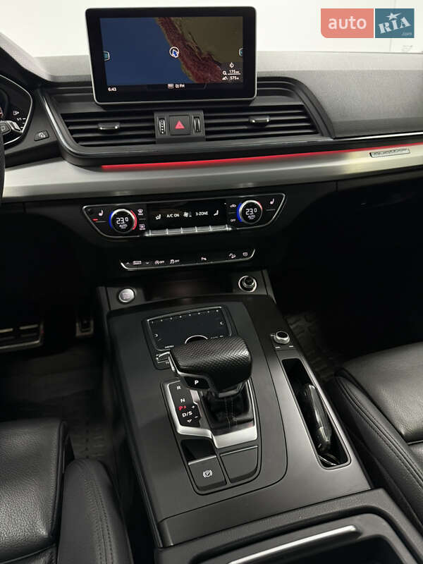 Позашляховик / Кросовер Audi Q5 2017 в Одесі