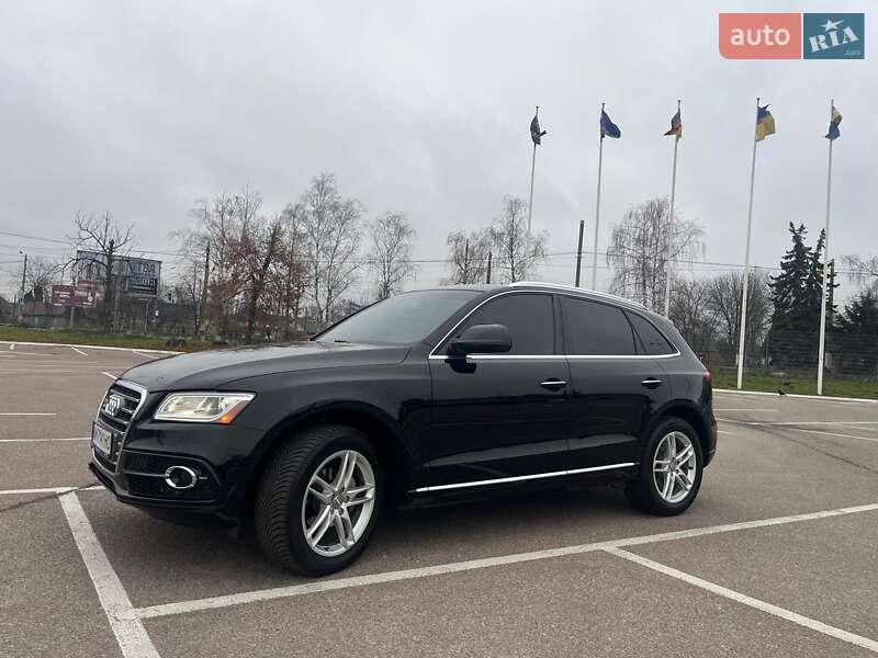 Позашляховик / Кросовер Audi Q5 2015 в Житомирі