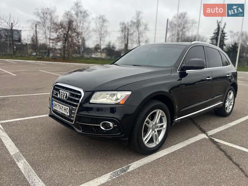 Позашляховик / Кросовер Audi Q5 2015 в Житомирі