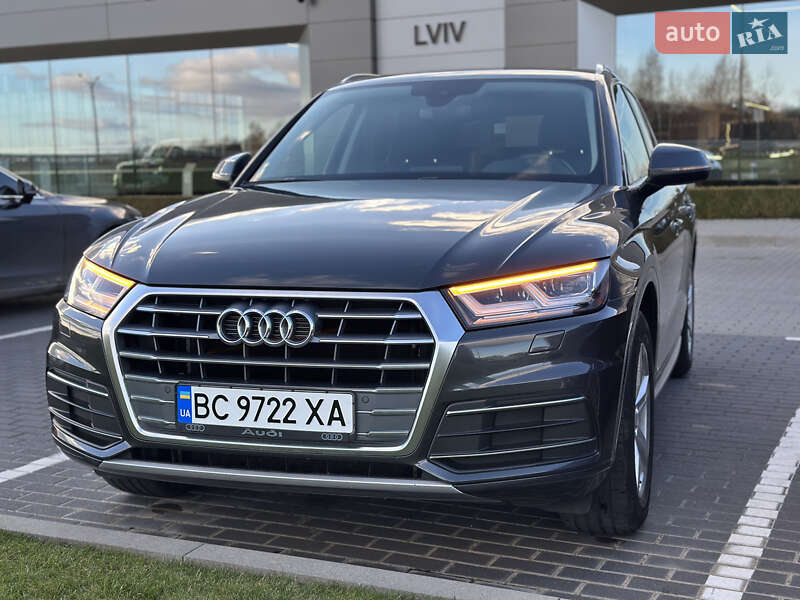 Внедорожник / Кроссовер Audi Q5 2020 в Львове