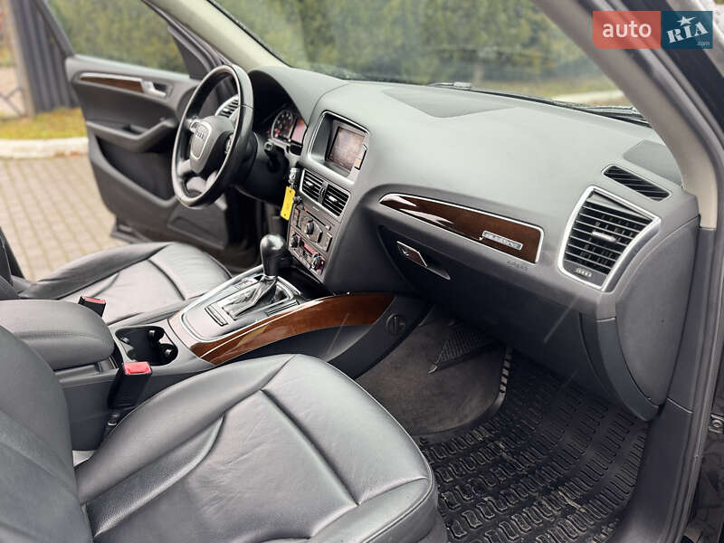 Позашляховик / Кросовер Audi Q5 2012 в Львові