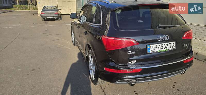 Внедорожник / Кроссовер Audi Q5 2011 в Одессе