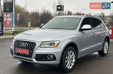 Позашляховик / Кросовер Audi Q5 2015 в Дубні