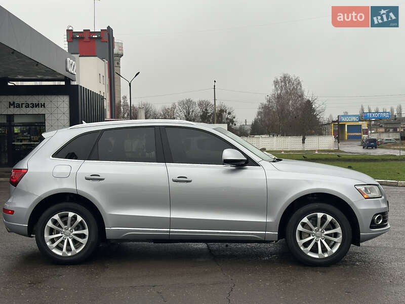 Внедорожник / Кроссовер Audi Q5 2015 в Дубно