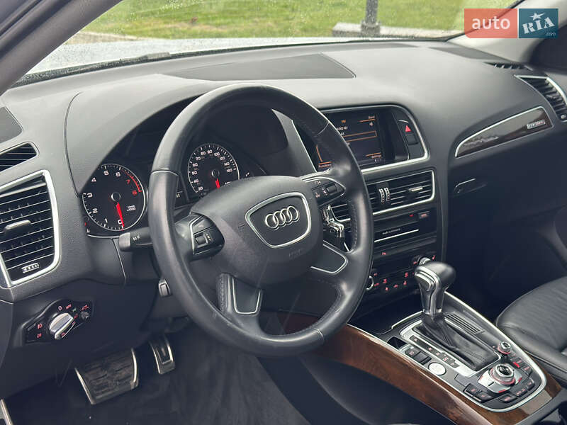 Внедорожник / Кроссовер Audi Q5 2015 в Дубно