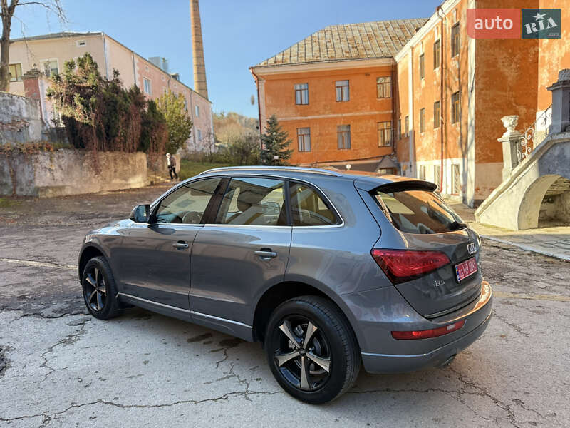 Позашляховик / Кросовер Audi Q5 2013 в Тернополі