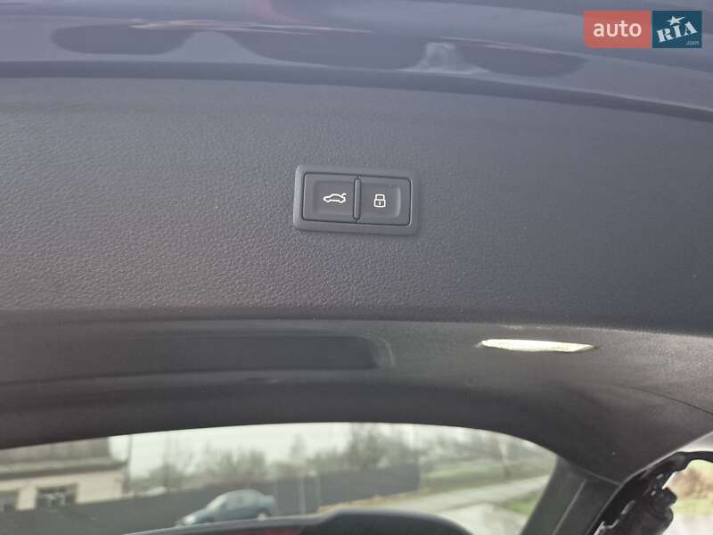 Внедорожник / Кроссовер Audi Q5 2023 в Барышевке