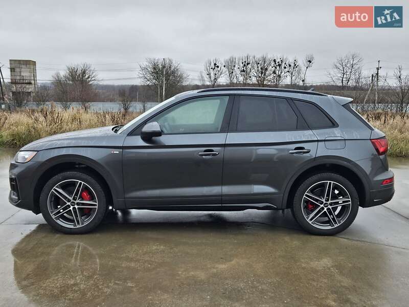 Внедорожник / Кроссовер Audi Q5 2024 в Виннице
