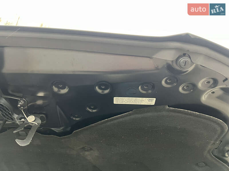 Внедорожник / Кроссовер Audi Q5 2013 в Киеве