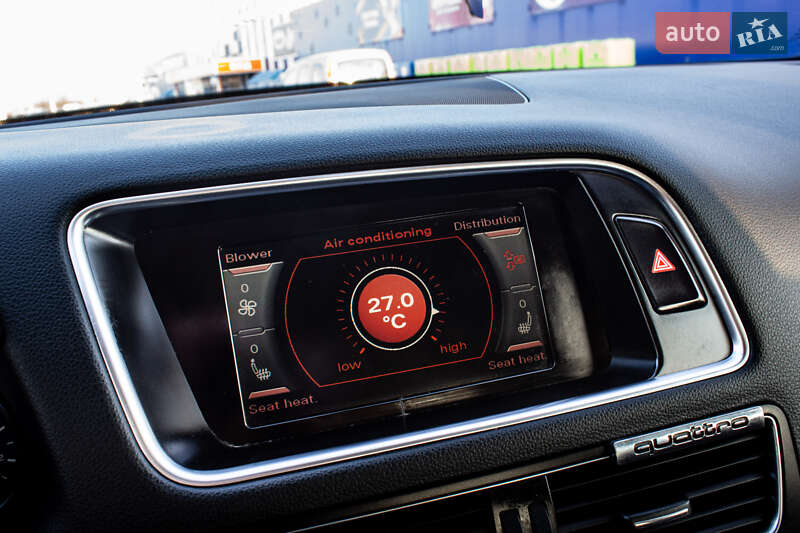 Внедорожник / Кроссовер Audi Q5 2009 в Нововолынске