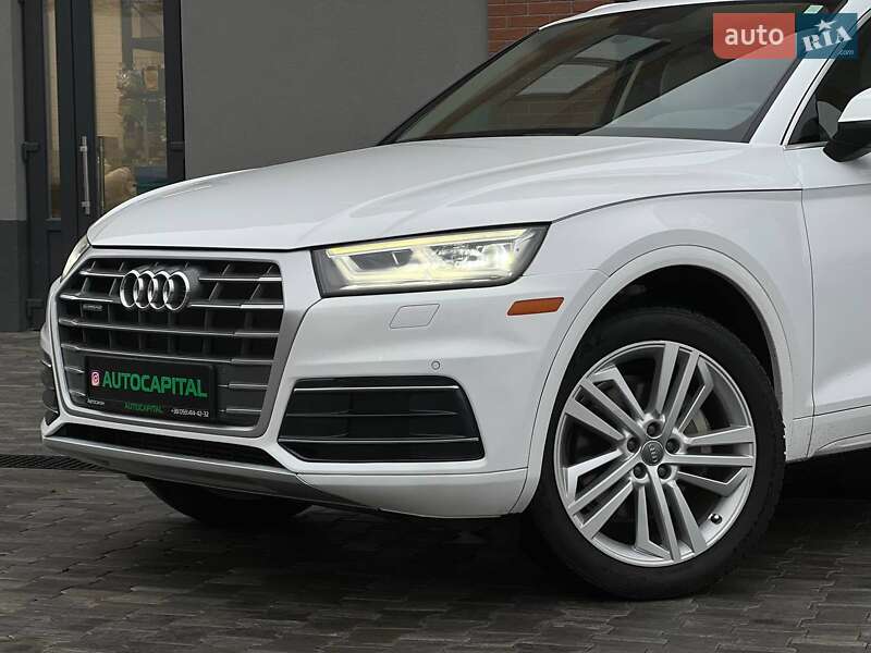 Внедорожник / Кроссовер Audi Q5 2017 в Киеве