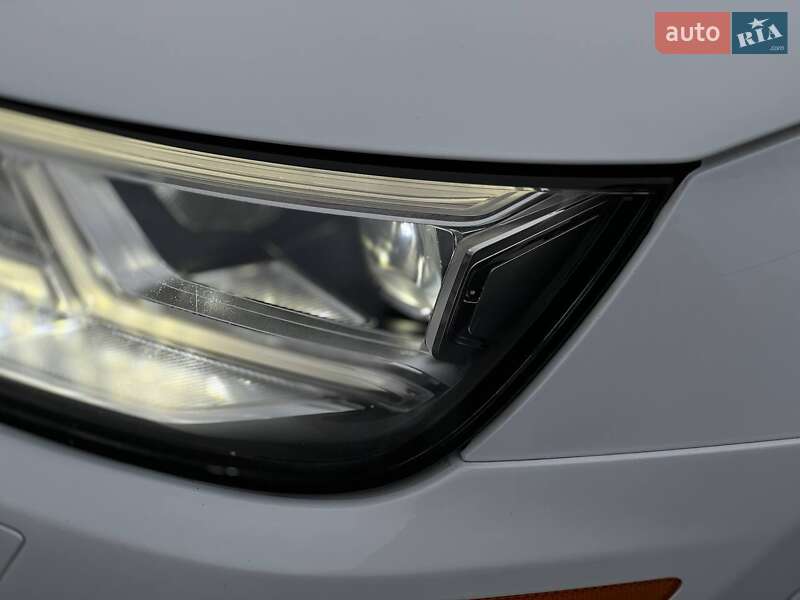 Внедорожник / Кроссовер Audi Q5 2017 в Киеве