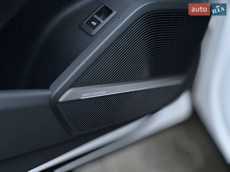 Внедорожник / Кроссовер Audi Q5 2017 в Киеве