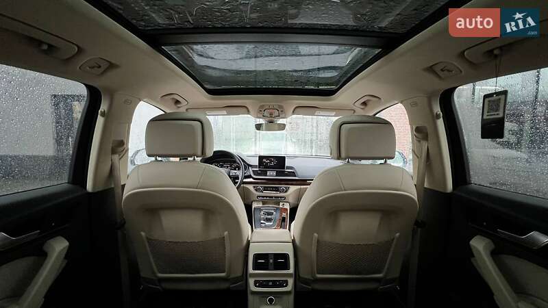 Внедорожник / Кроссовер Audi Q5 2017 в Киеве