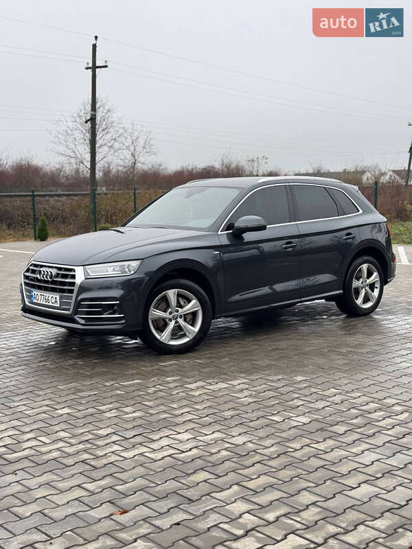 Позашляховик / Кросовер Audi Q5 2017 в Виноградові фото 3 Позашляховик / Кросовер Audi Q5 2017 в Виноградові