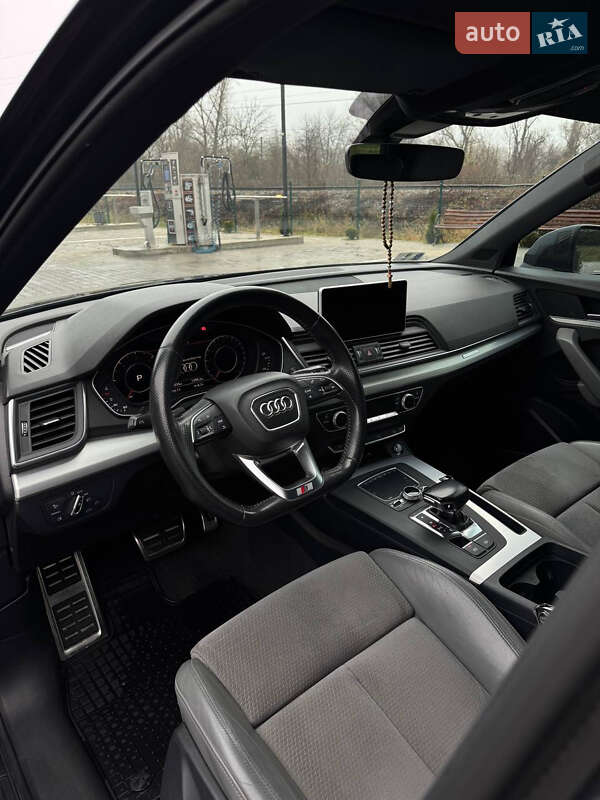 Позашляховик / Кросовер Audi Q5 2017 в Виноградові фото 8 Позашляховик / Кросовер Audi Q5 2017 в Виноградові