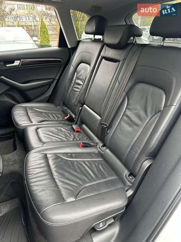 Внедорожник / Кроссовер Audi Q5 2014 в Сумах