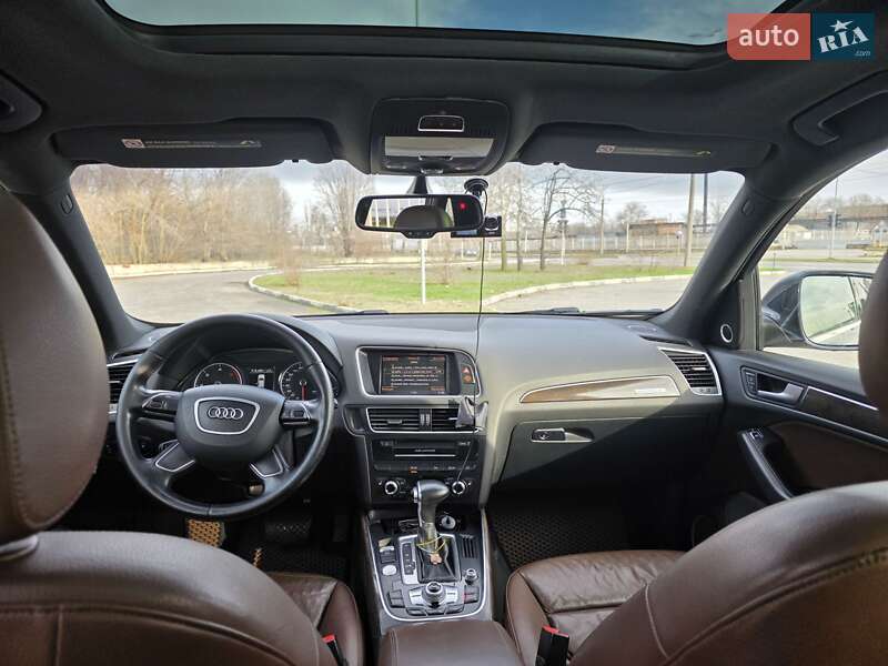 Позашляховик / Кросовер Audi Q5 2014 в Дніпрі