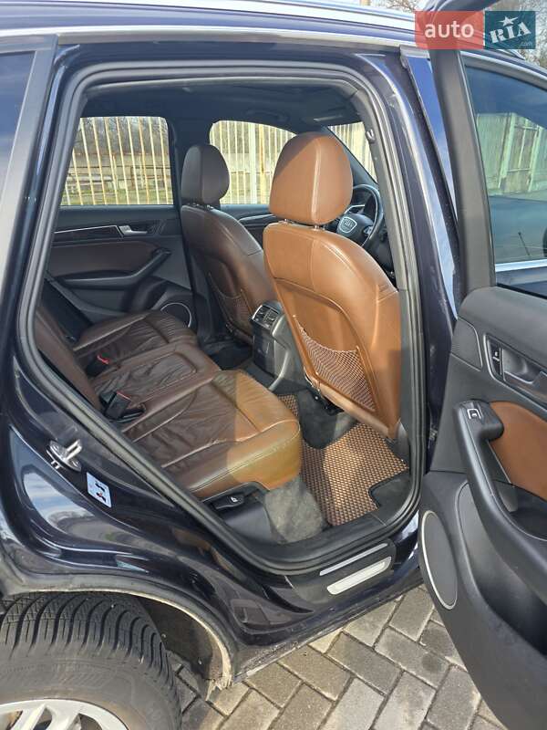 Позашляховик / Кросовер Audi Q5 2014 в Дніпрі