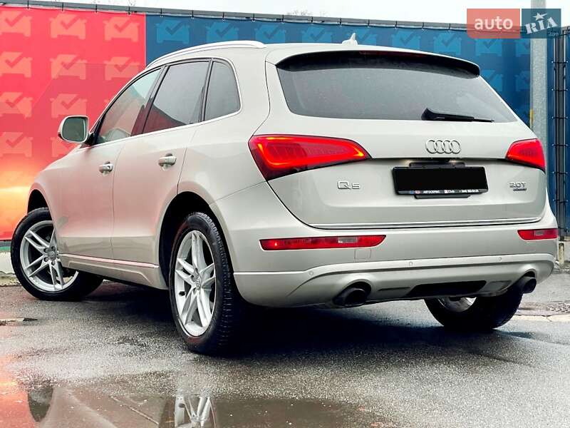 Позашляховик / Кросовер Audi Q5 2017 в Києві