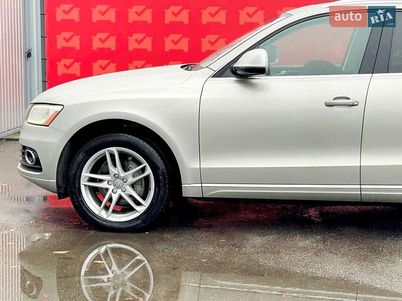 Позашляховик / Кросовер Audi Q5 2017 в Києві