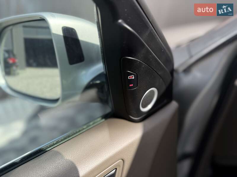 Внедорожник / Кроссовер Audi Q5 2015 в Львове