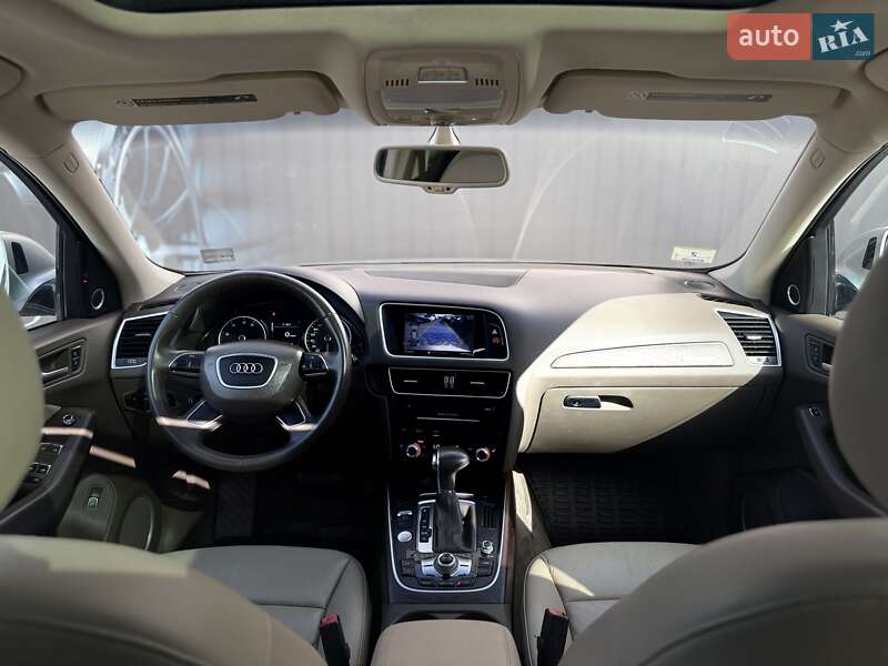 Внедорожник / Кроссовер Audi Q5 2015 в Львове