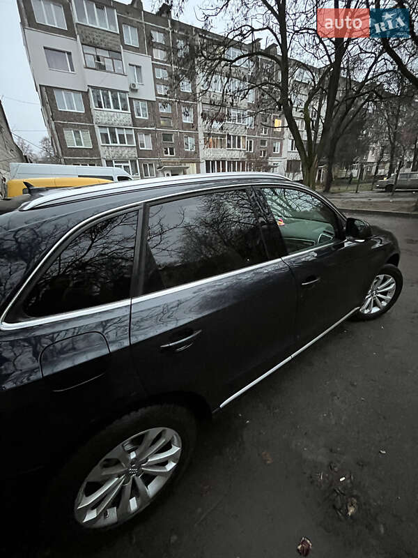 Позашляховик / Кросовер Audi Q5 2013 в Чернігові