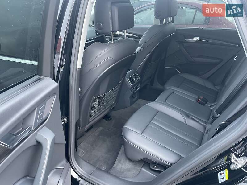 Позашляховик / Кросовер Audi Q5 2017 в Києві