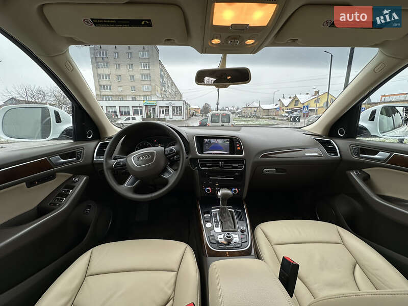 Внедорожник / Кроссовер Audi Q5 2015 в Дубно