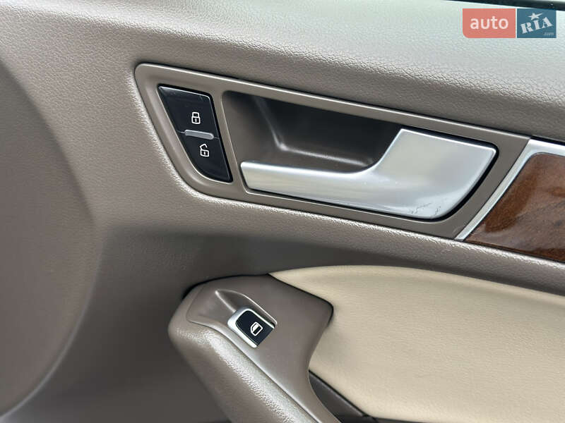 Внедорожник / Кроссовер Audi Q5 2015 в Дубно