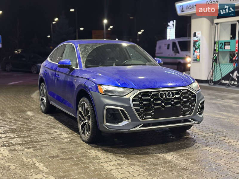 Позашляховик / Кросовер Audi Q5 2021 в Києві