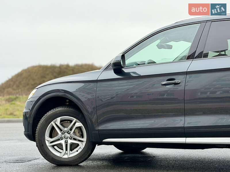 Позашляховик / Кросовер Audi Q5 2018 в Вінниці