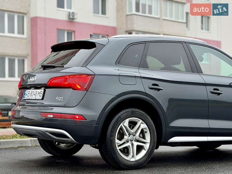 Позашляховик / Кросовер Audi Q5 2018 в Вінниці