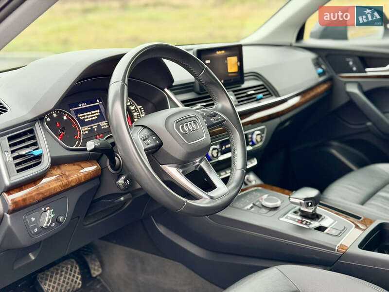 Позашляховик / Кросовер Audi Q5 2018 в Вінниці