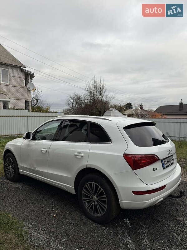 Внедорожник / Кроссовер Audi Q5 2011 в Харькове