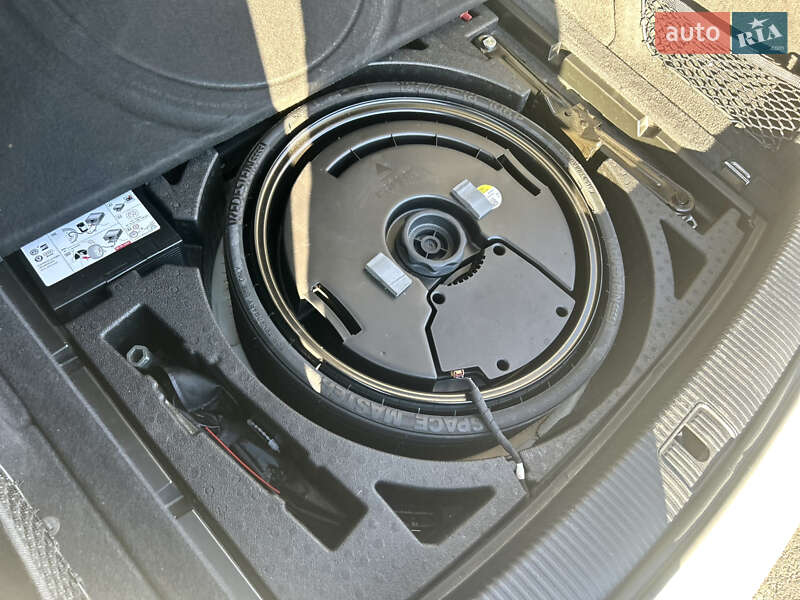 Позашляховик / Кросовер Audi Q5 2019 в Львові фото 13 Позашляховик / Кросовер Audi Q5 2019 в Львові