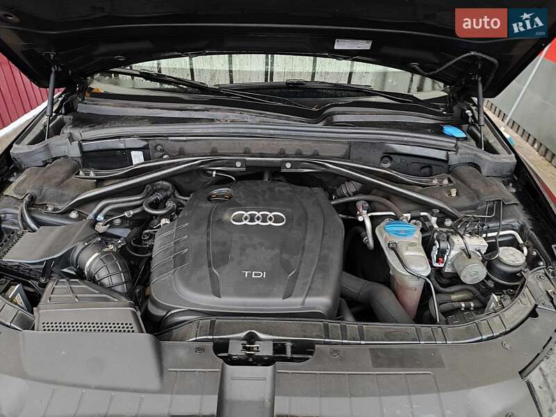 Позашляховик / Кросовер Audi Q5 2011 в Чернігові