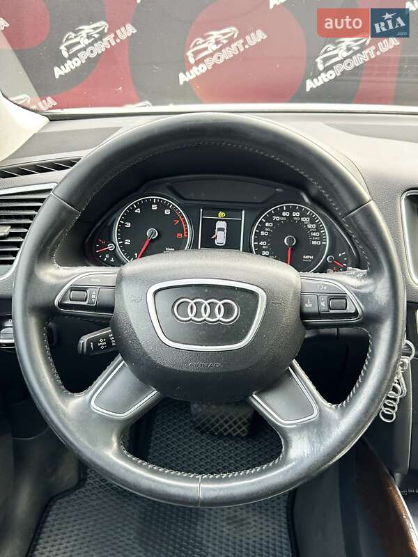 Внедорожник / Кроссовер Audi Q5 2015 в Сумах