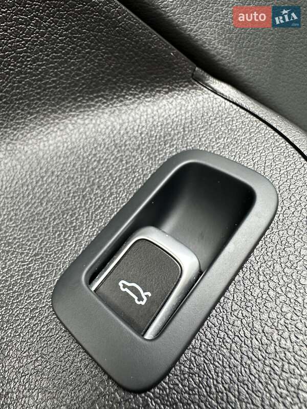 Внедорожник / Кроссовер Audi Q5 2015 в Белогородке