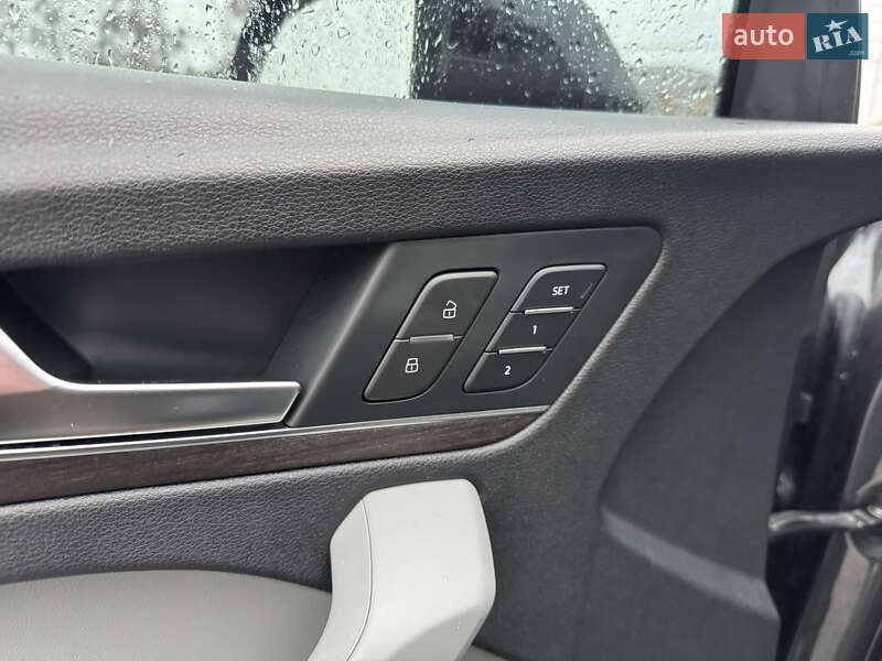 Внедорожник / Кроссовер Audi Q5 2020 в Сумах