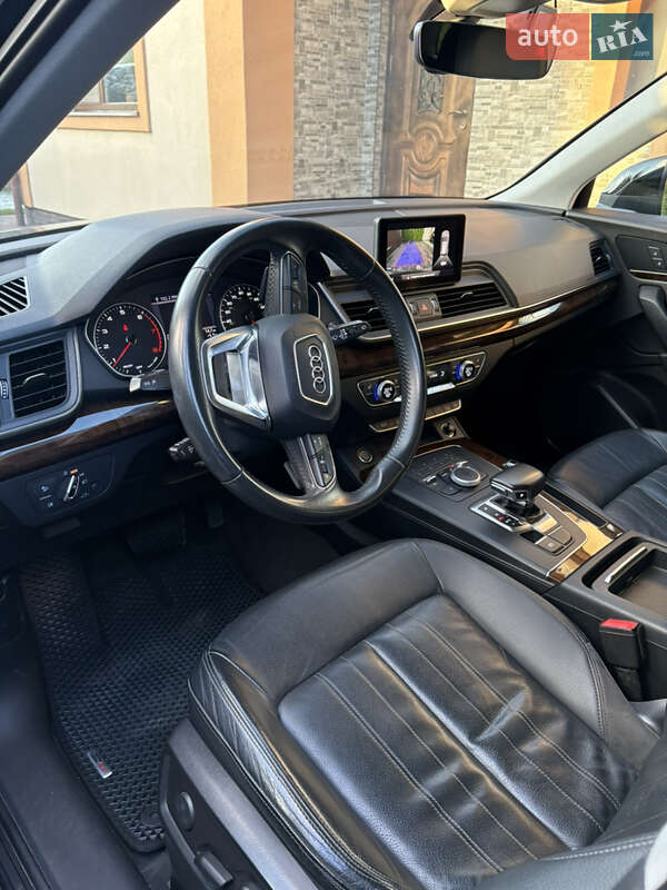 Внедорожник / Кроссовер Audi Q5 2017 в Ровно фото 35 Внедорожник / Кроссовер Audi Q5 2017 в Ровно