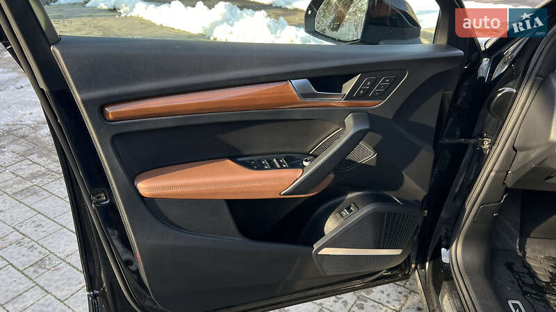 Позашляховик / Кросовер Audi Q5 2020 в Львові фото 28 Позашляховик / Кросовер Audi Q5 2020 в Львові