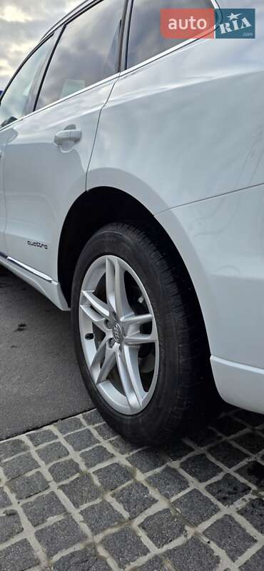 Позашляховик / Кросовер Audi Q5 2012 в Умані