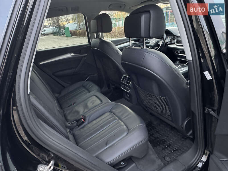 Позашляховик / Кросовер Audi Q5 2017 в Ковелі