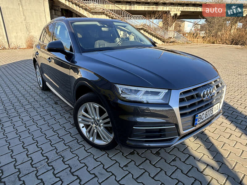 Внедорожник / Кроссовер Audi Q5 2017 в Дрогобыче