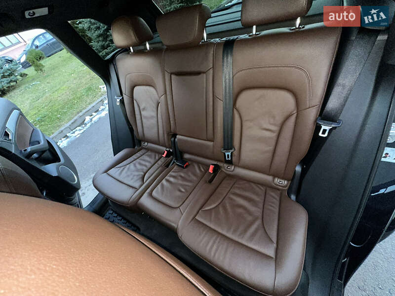 Внедорожник / Кроссовер Audi Q5 2016 в Ровно