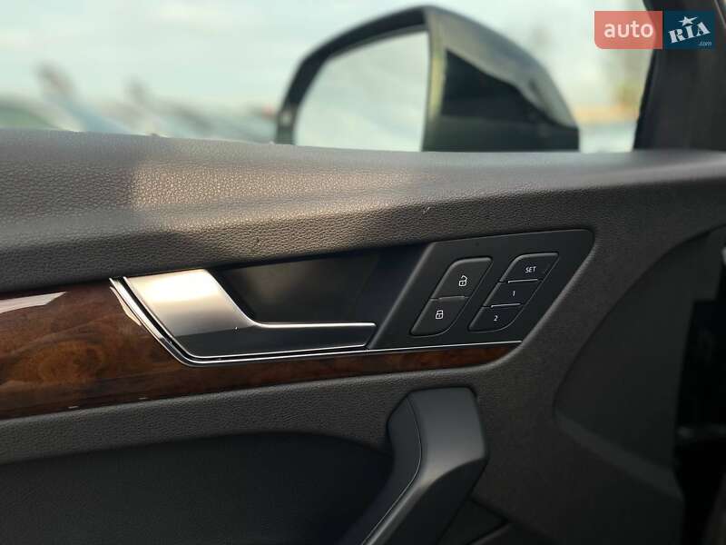 Позашляховик / Кросовер Audi Q5 2018 в Києві